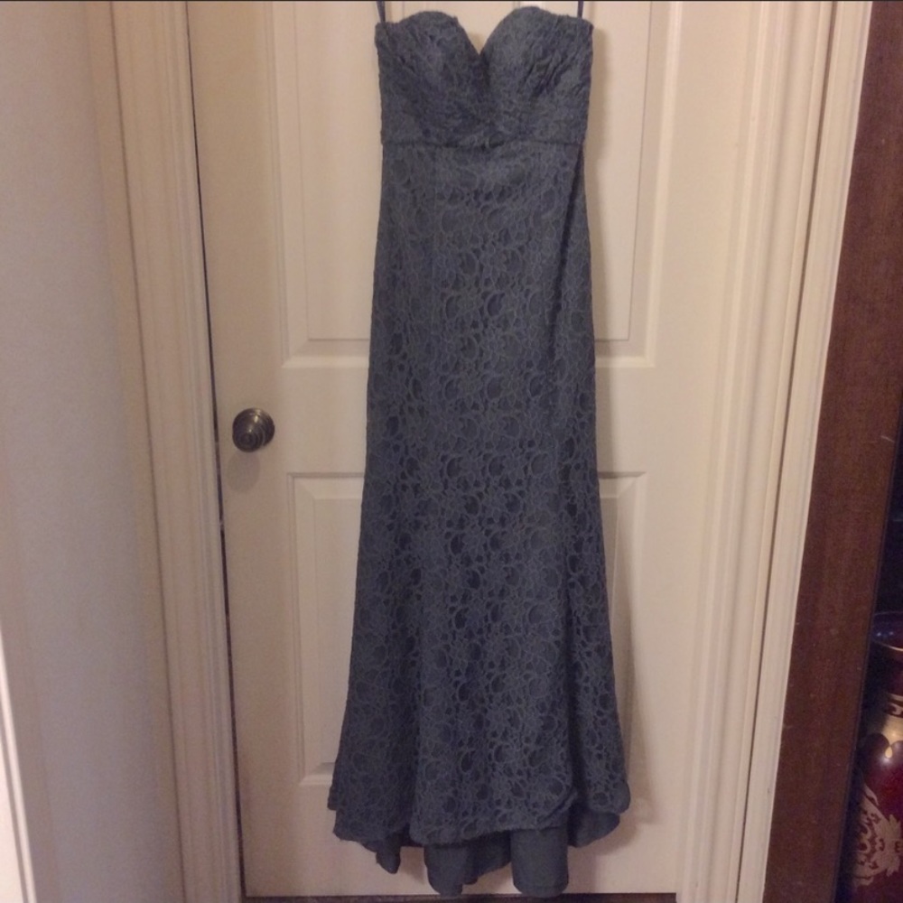 Mari Lee 6 gray lace overlaid formal dress